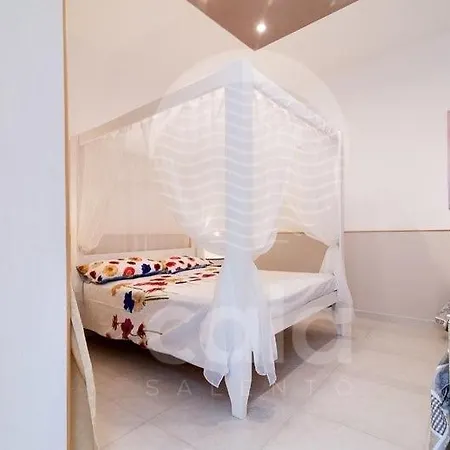 Blue House- A 150m By Cala Salento Appartement *